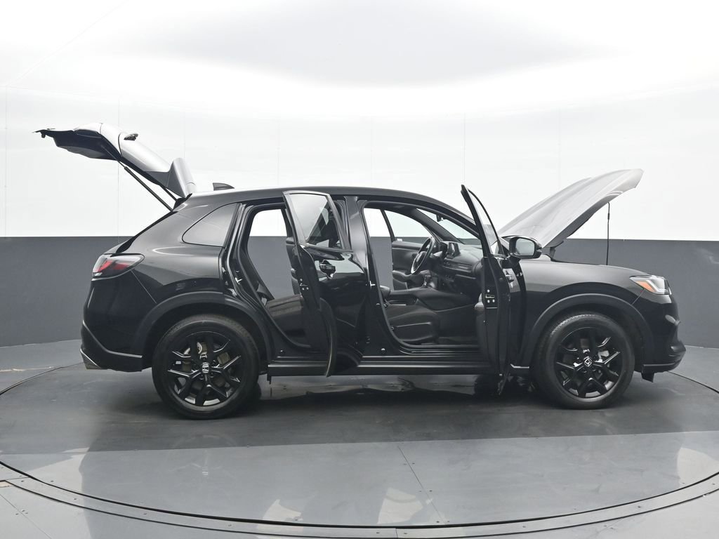 Used 2023 Honda HR-V Sport image 36