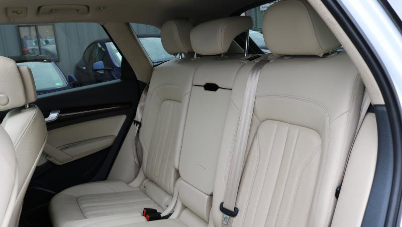 Used 2018 Audi Q5 2.0T Premium Plus w/ Premium Plus Package image 18