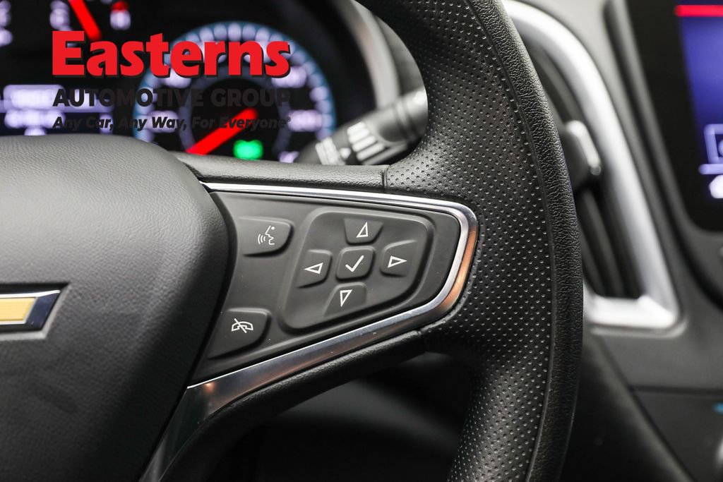 Used 2023 Chevrolet Malibu LT image 16