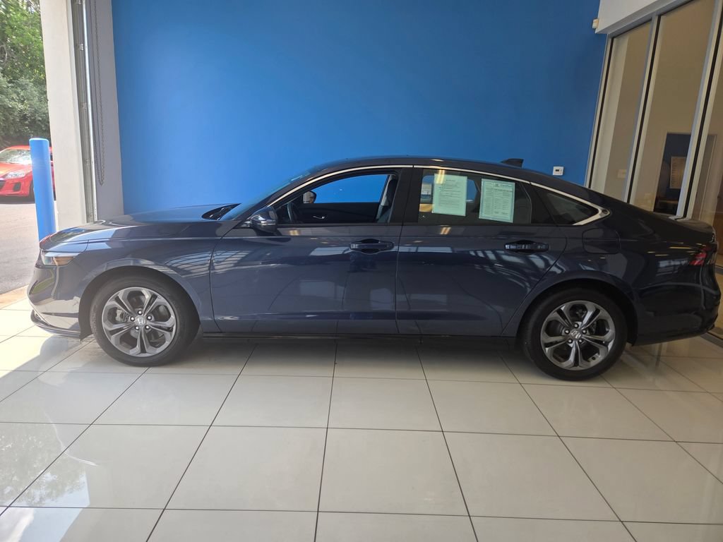 Certified 2025 Honda Accord EX-L image 4
