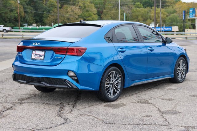 Used 2023 Kia Forte GT-Line image 3