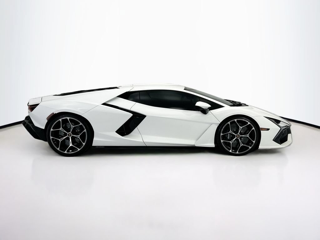Used 2024 Lamborghini Revuelto AWD/4WD image 4