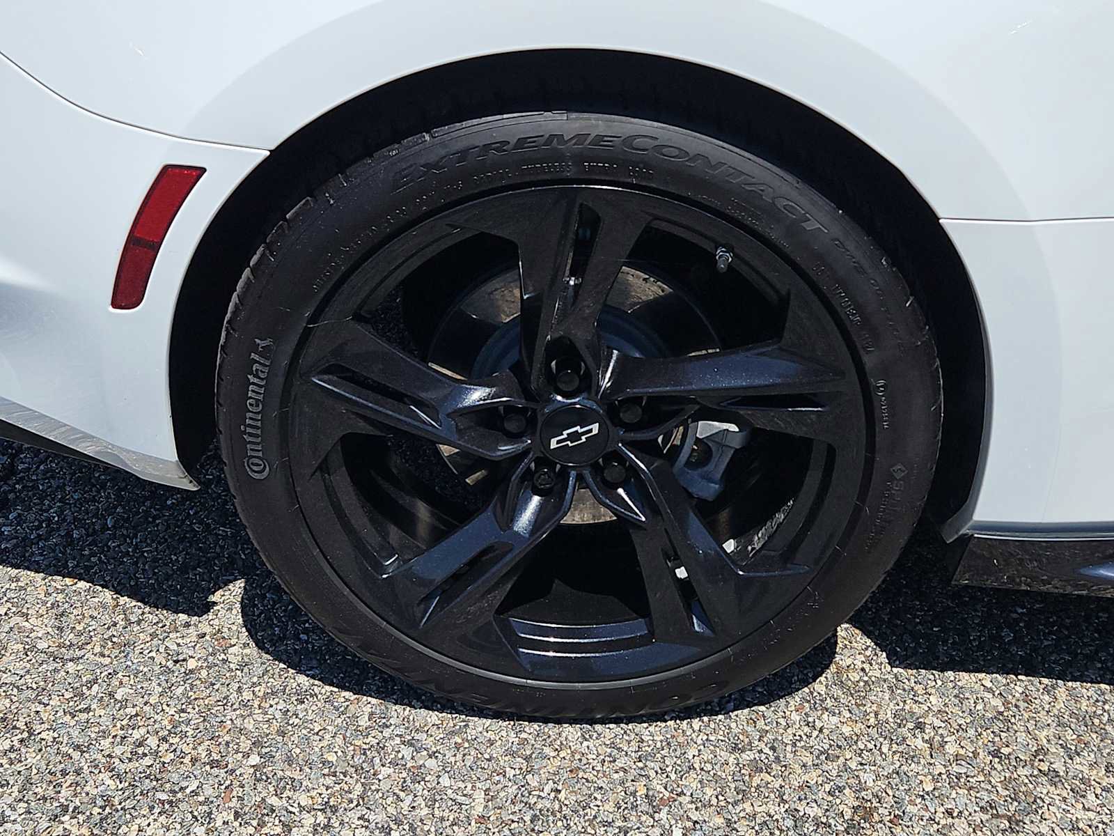 Certified 2021 Chevrolet Camaro LT RWD image 9