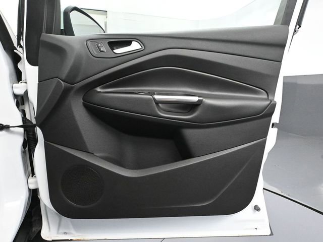 Used 2017 Ford Escape SE w/ Equipment Group 201A image 43