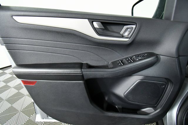 Used 2022 Ford Escape S image 21