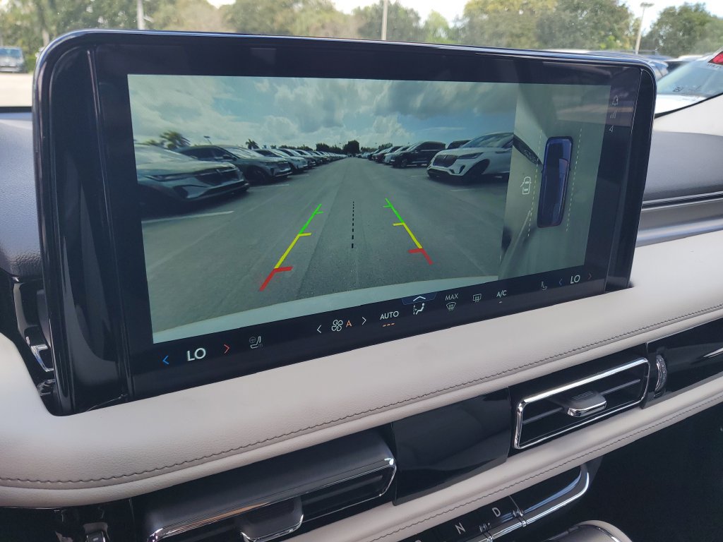 New 2026 Lincoln Aviator 2WD image 29