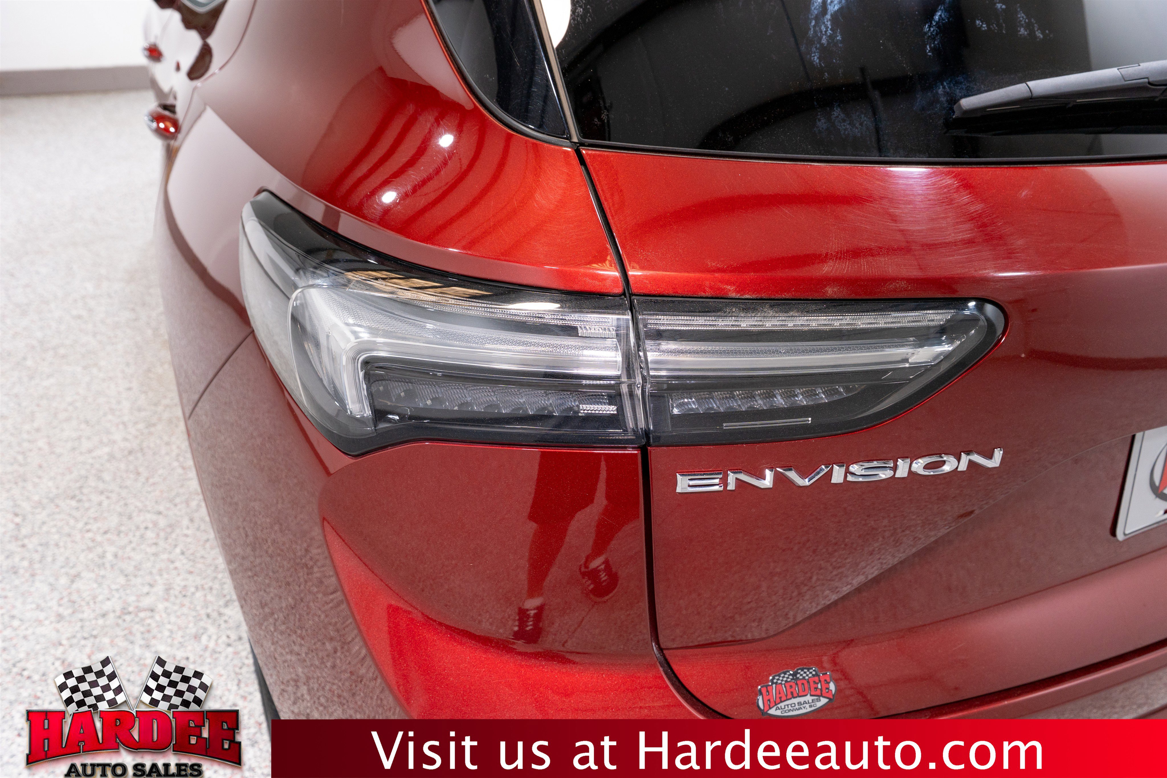 Used 2022 Buick Envision Avenir w/ Technology Package II image 9