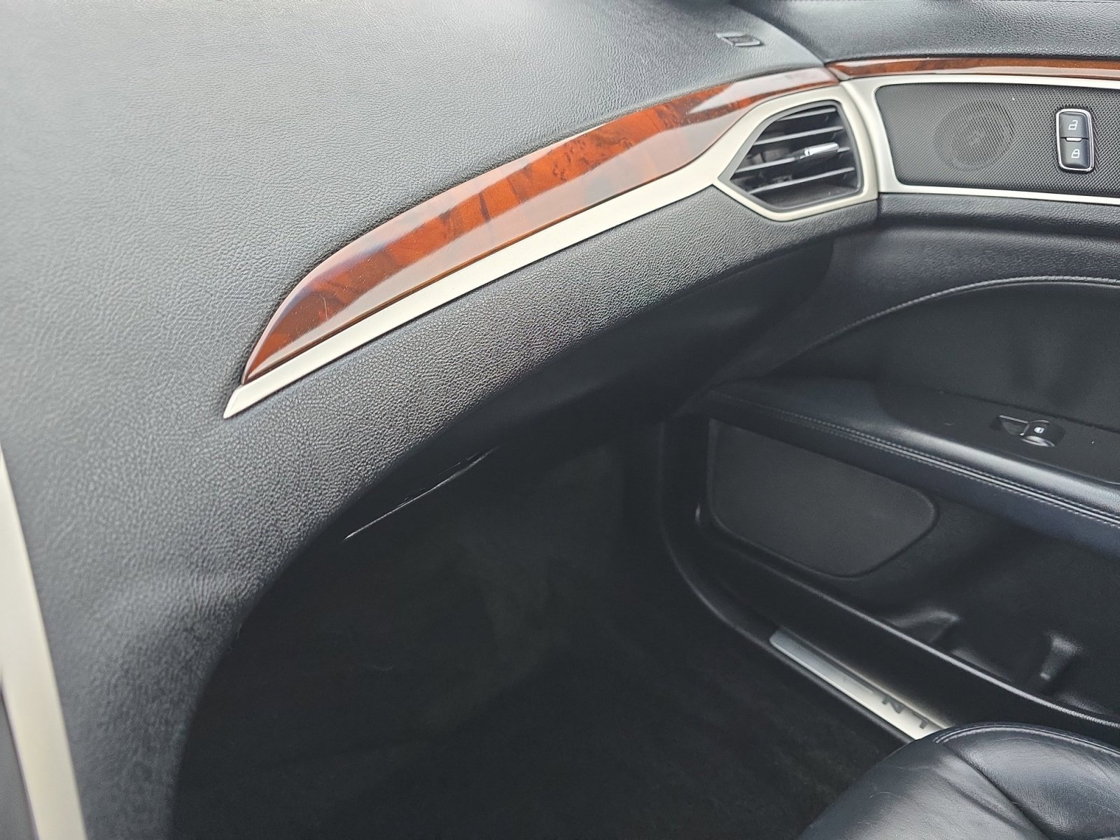 Used 2017 Lincoln MKZ Select w/ Select Plus Package image 21