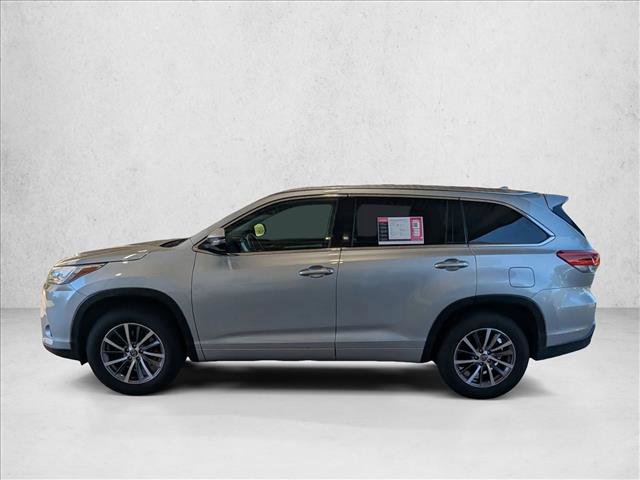 Used 2018 Toyota Highlander XLE image 8