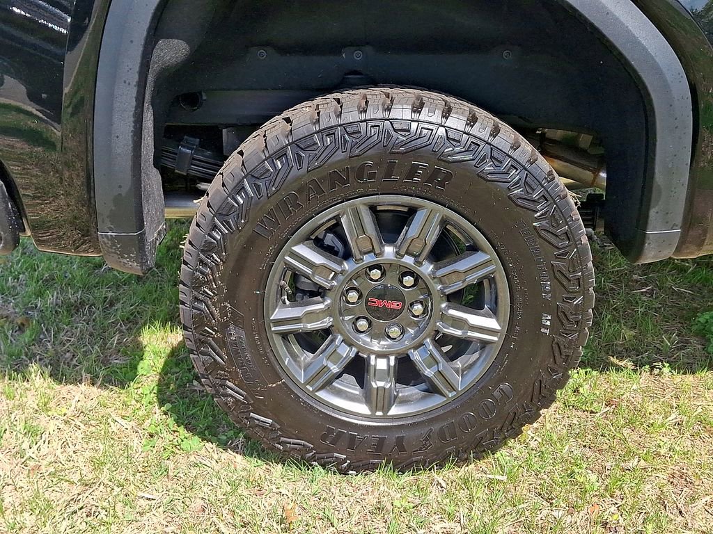 New 2026 GMC Sierra 1500 AT4X AWD/4WD image 5