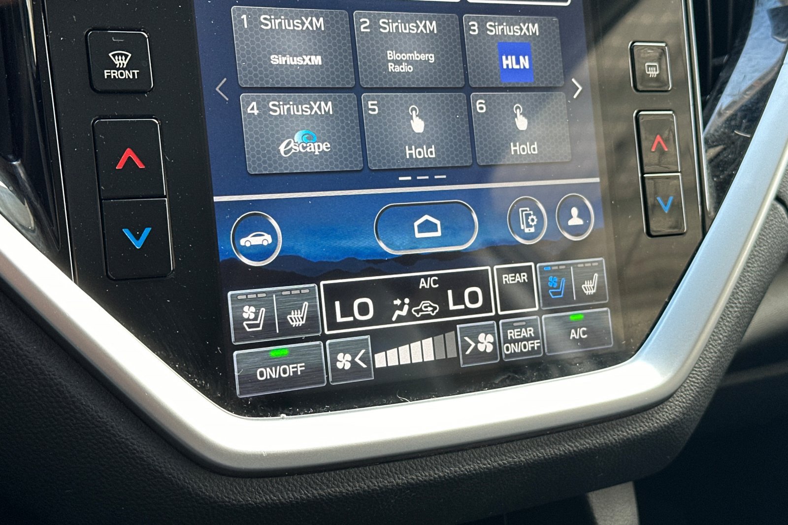 Used 2023 Subaru Ascent Touring AWD/4WD image 22
