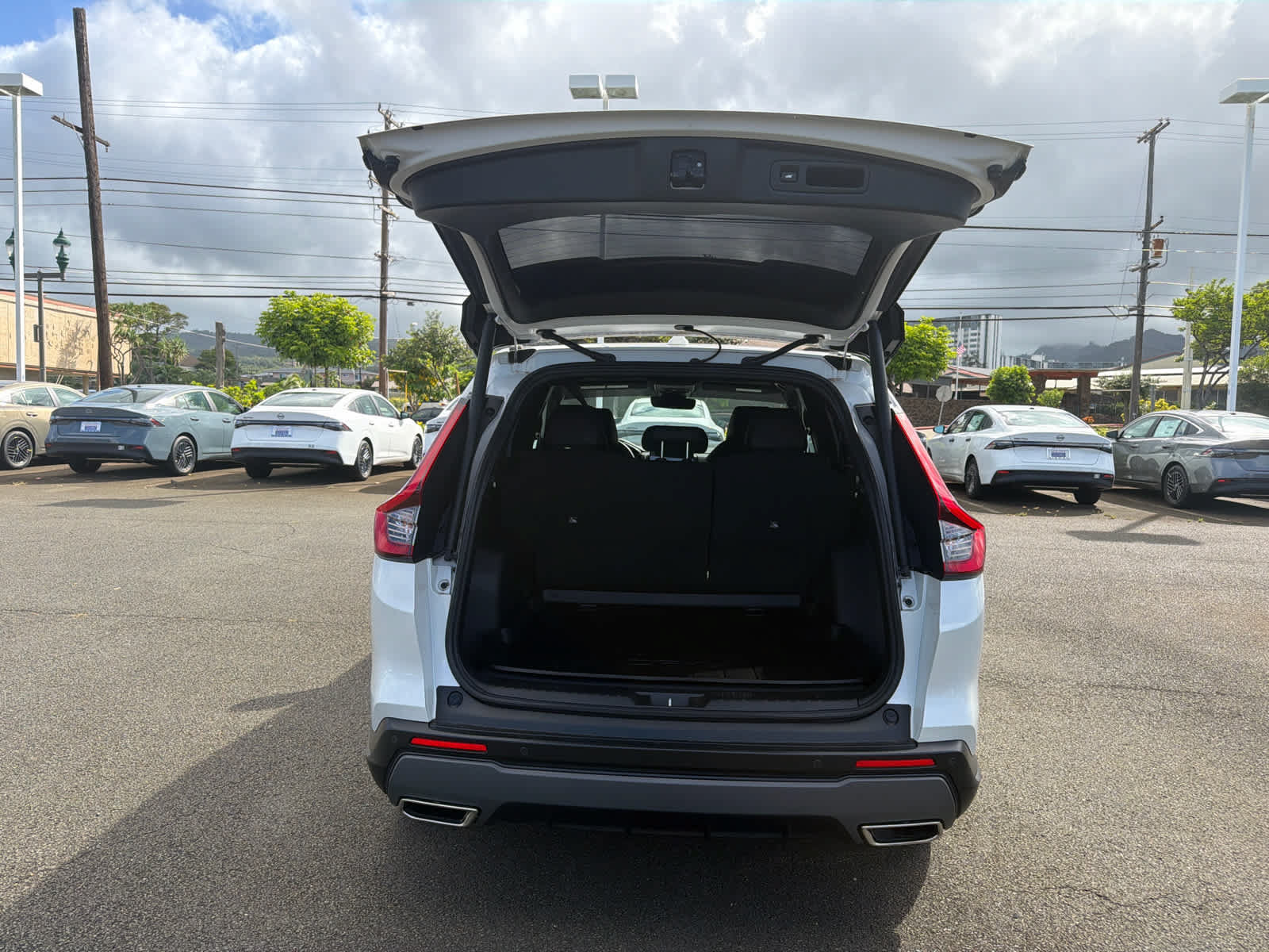 Used 2026 Honda CR-V Sport-L image 11