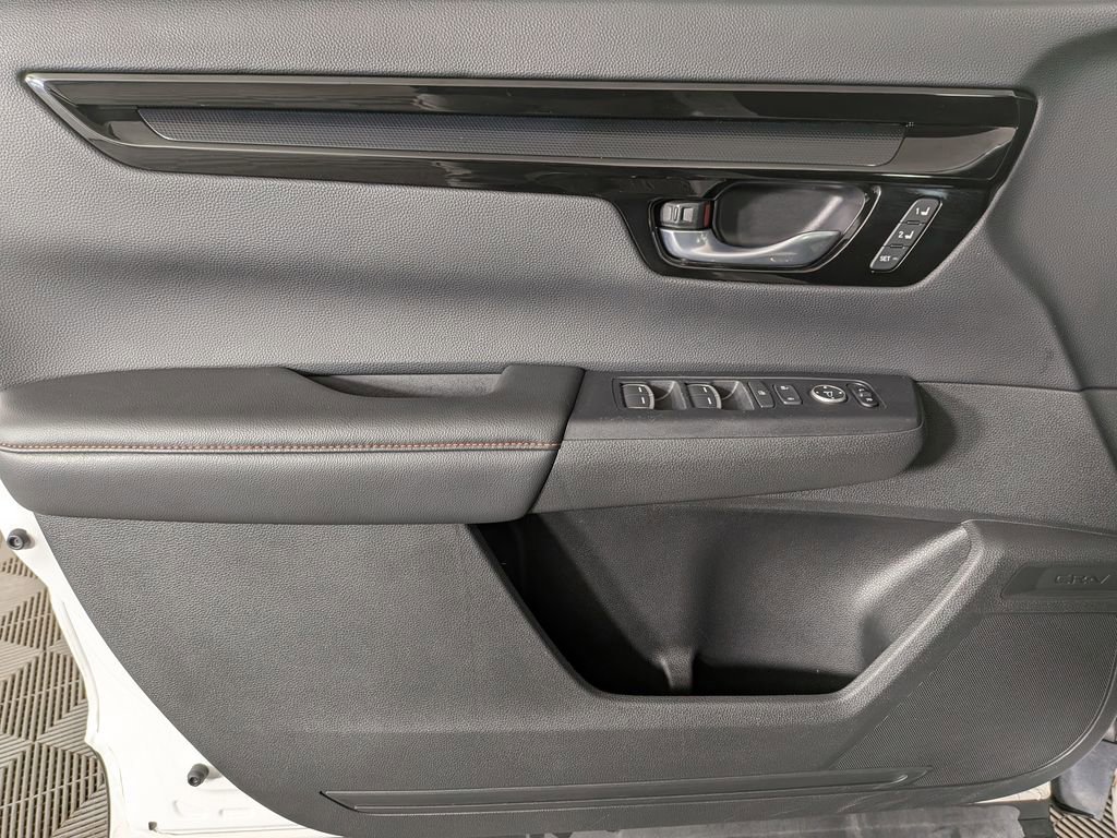 Used 2023 Honda CR-V Sport Touring image 16