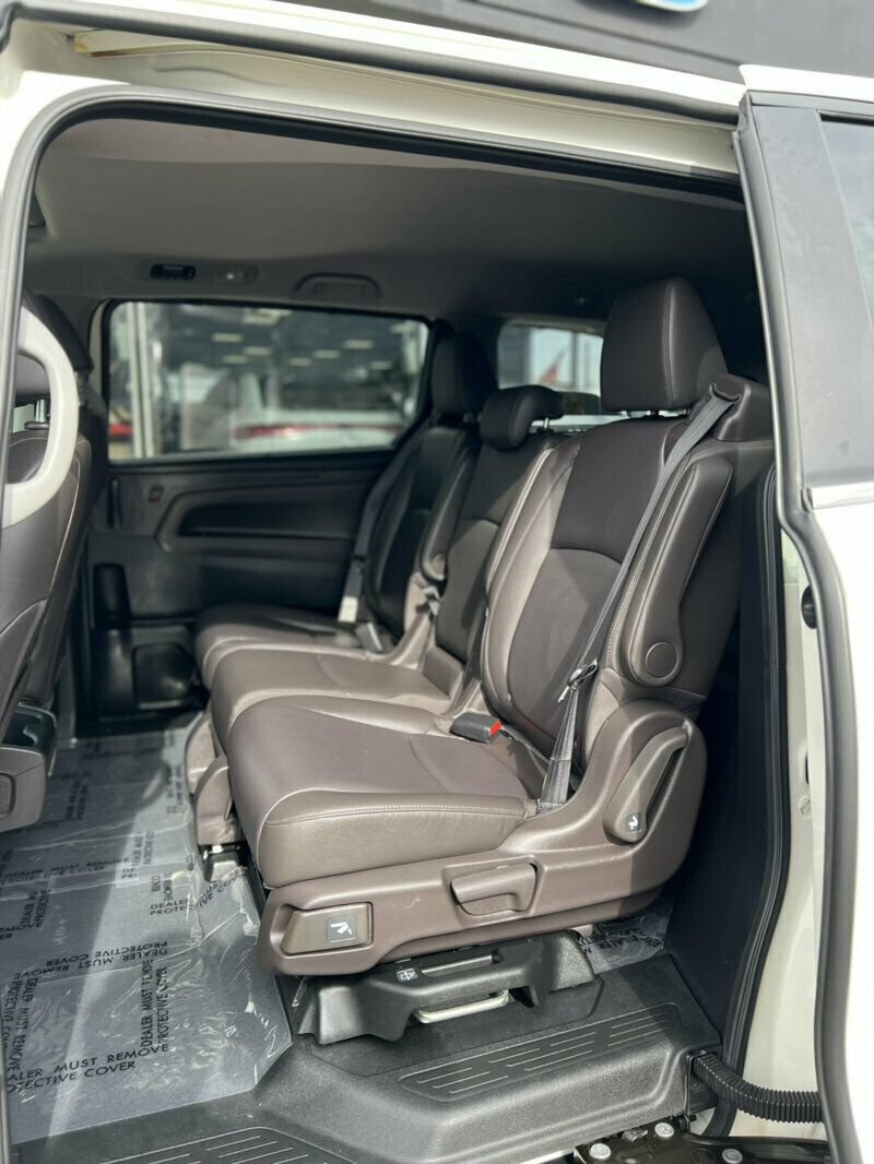 Used 2018 Honda Odyssey EX-L image 15