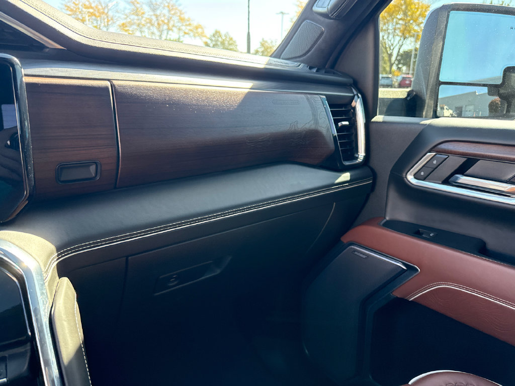 Certified 2025 GMC Sierra 2500 Denali Ultimate AWD/4WD image 25
