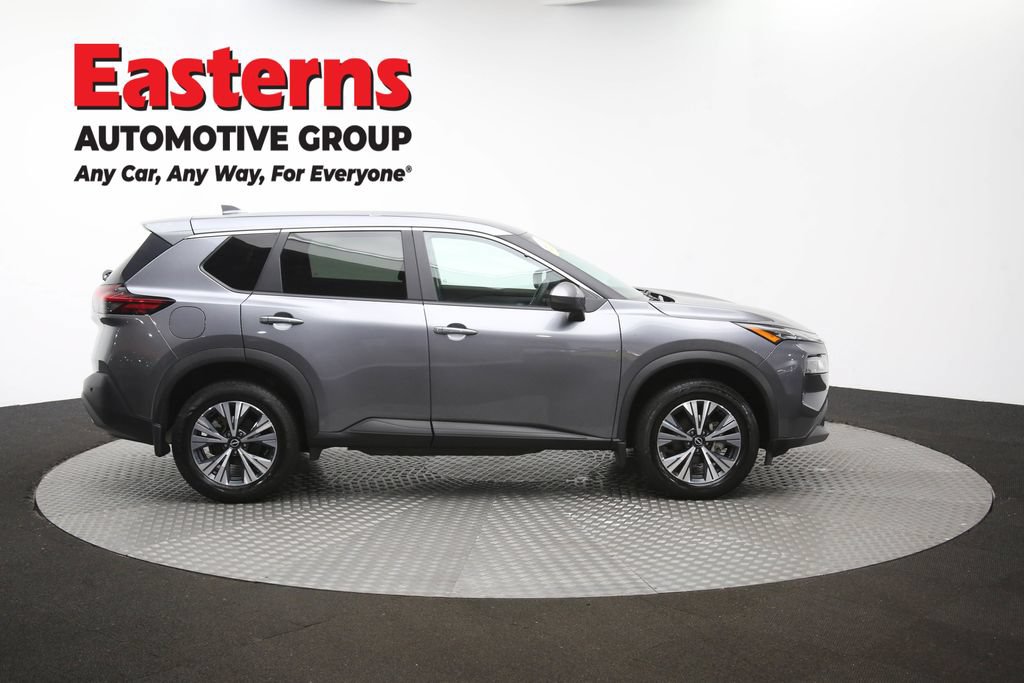 Used 2023 Nissan Rogue SV AWD/4WD image 45