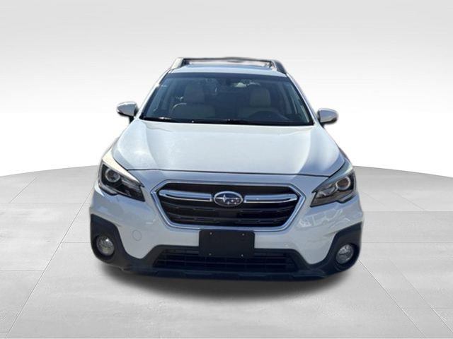 Used 2018 Subaru Outback 3.6R Limited AWD/4WD image 2