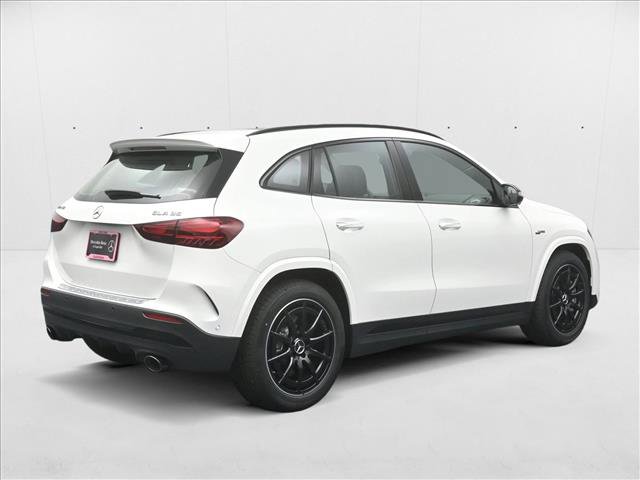 New 2025 Mercedes-Benz GLA 35 AMG 4MATIC image 2