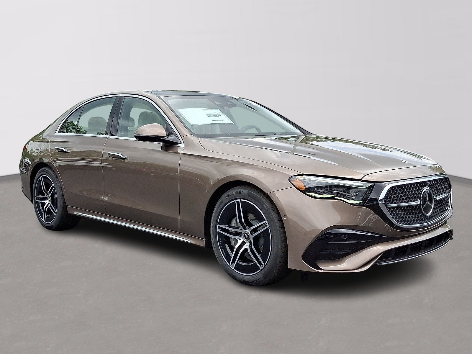 New 2026 Mercedes-Benz E 450 4MATIC Sedan image 3