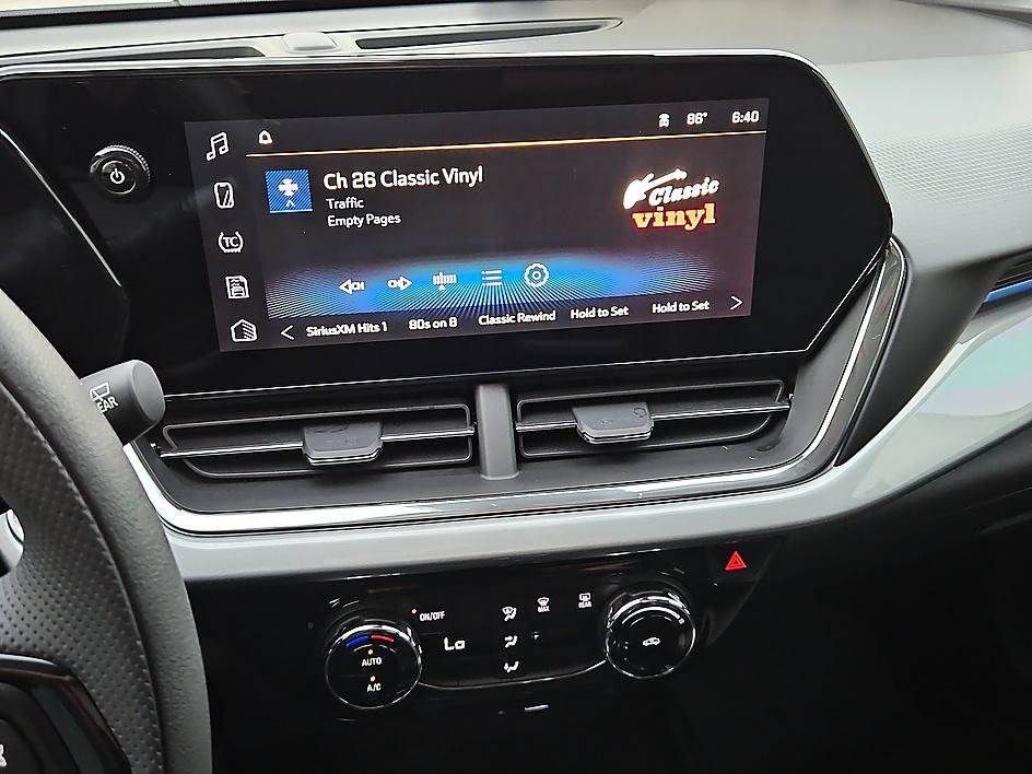 New 2026 Chevrolet Trax LT FWD image 17