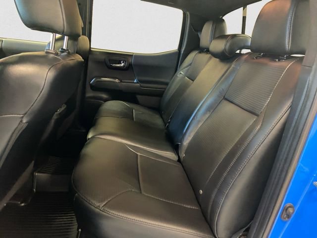 Used 2020 Toyota Tacoma TRD Off-Road w/ TRD Premium Off Road Package image 14