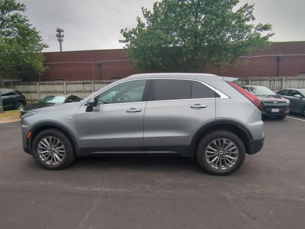 Used 2025 Cadillac XT4 Premium Luxury AWD/4WD image 6