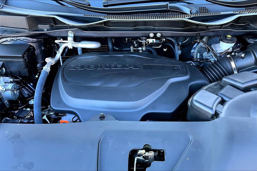 Used 2025 Honda Odyssey Touring image 23