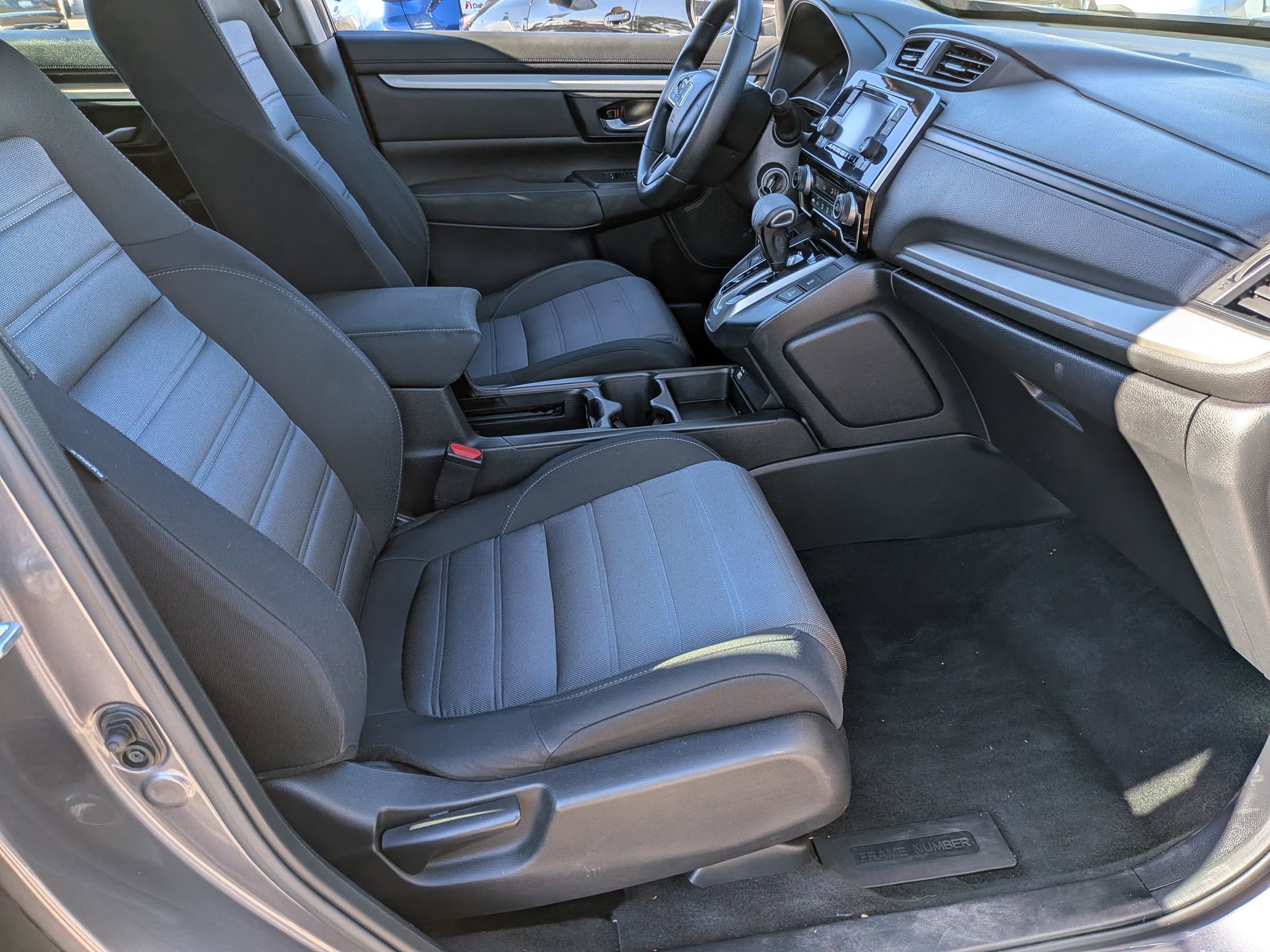 Used 2020 Honda CR-V LX image 30