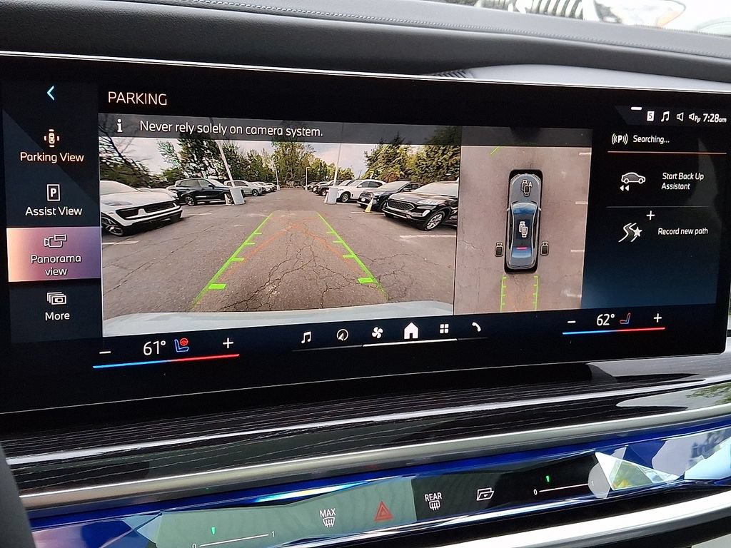 Used 2026 BMW 750e xDrive AWD/4WD image 14