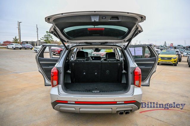 Used 2025 Hyundai Palisade SEL image 17