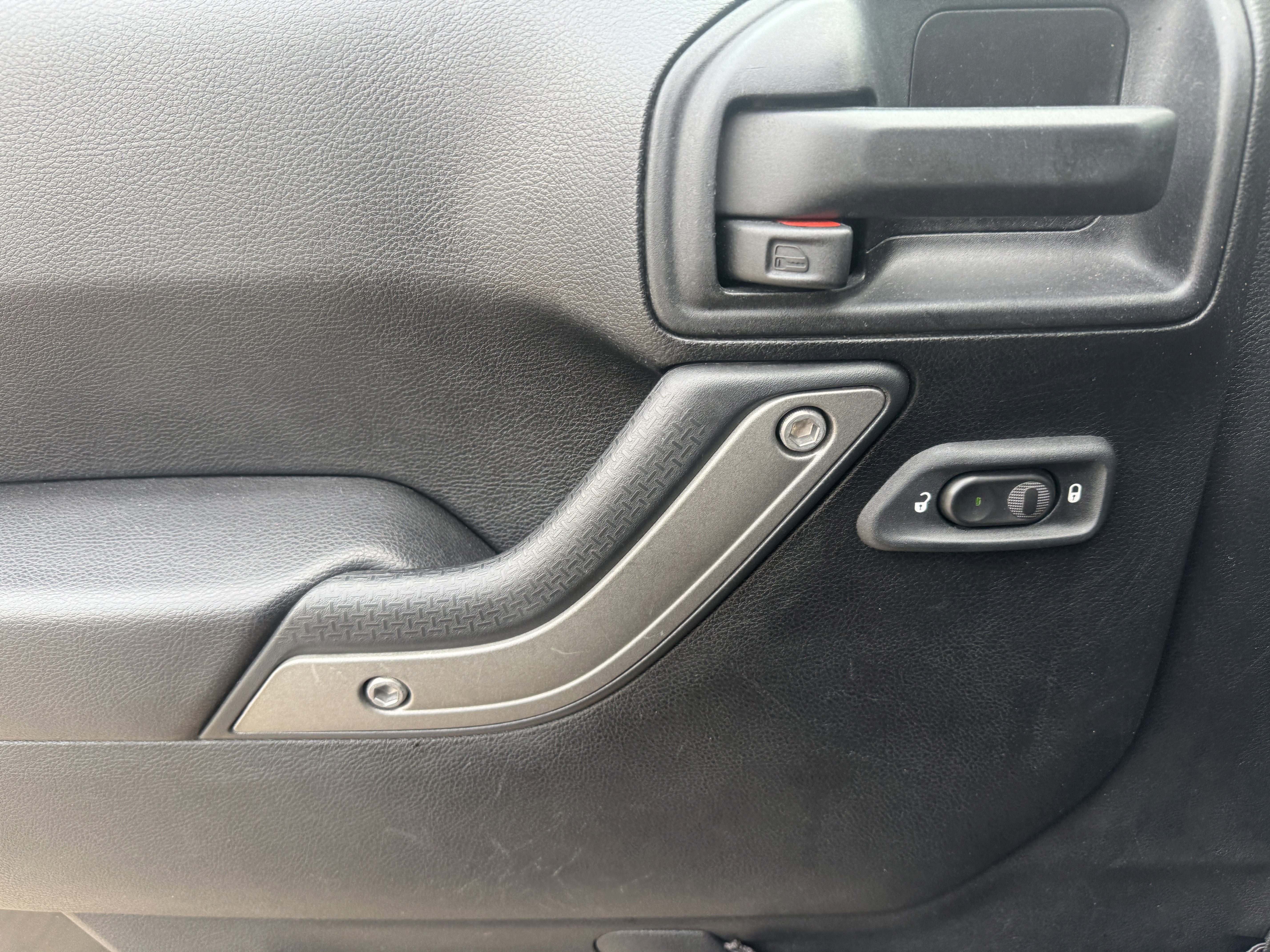 Used 2016 Jeep Wrangler Unlimited Sport w/ Quick Order Package 24S image 9