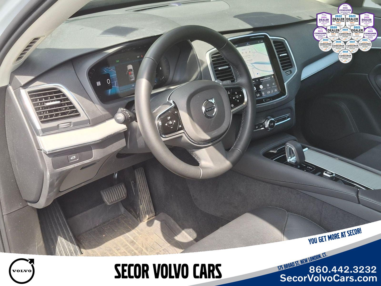 Used 2024 Volvo XC90 B5 Core w/ Protection Package Premier AWD/4WD image 13