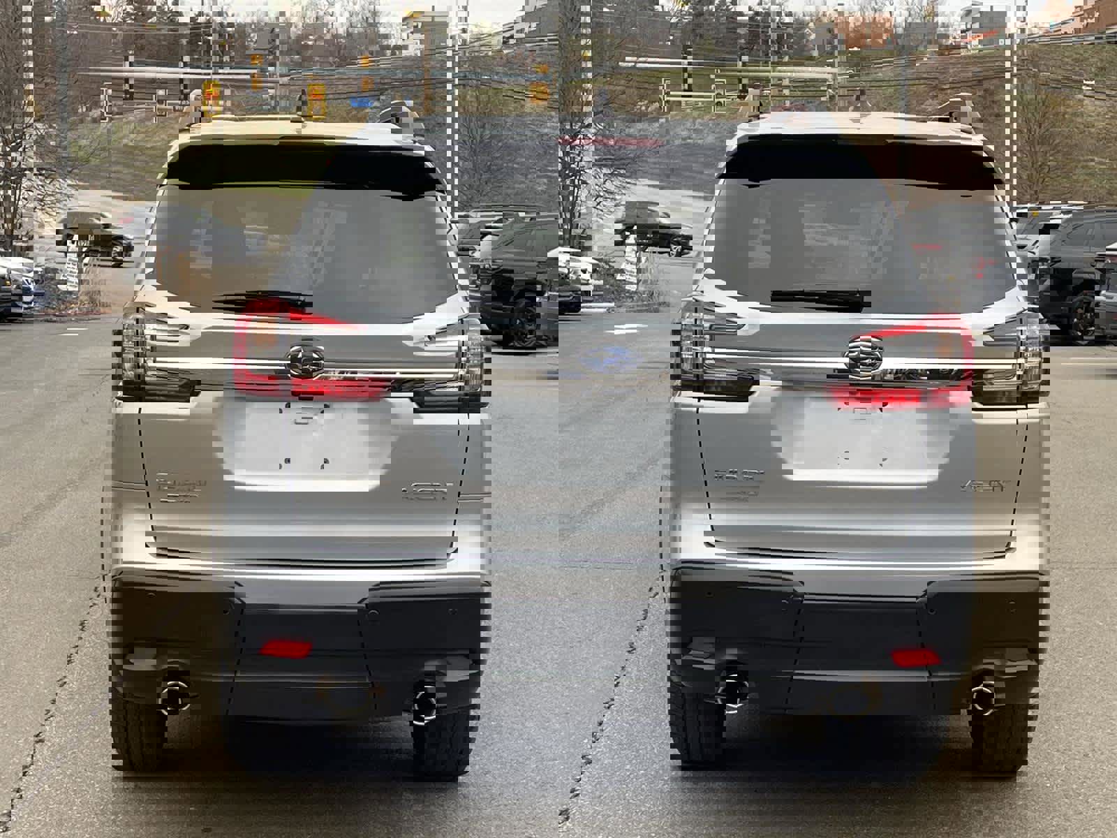 Certified 2024 Subaru Ascent Premium w/ Convenience Package image 4