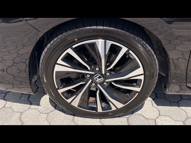 Certified 2017 Honda Accord EX-L image 20