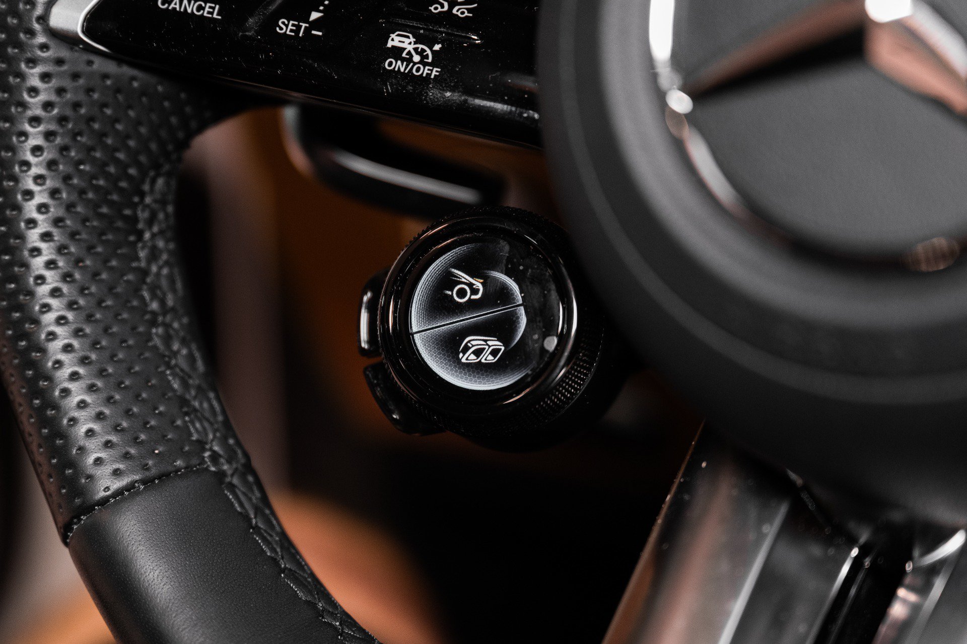 Used 2025 Mercedes-Benz AMG GT 63 image 42