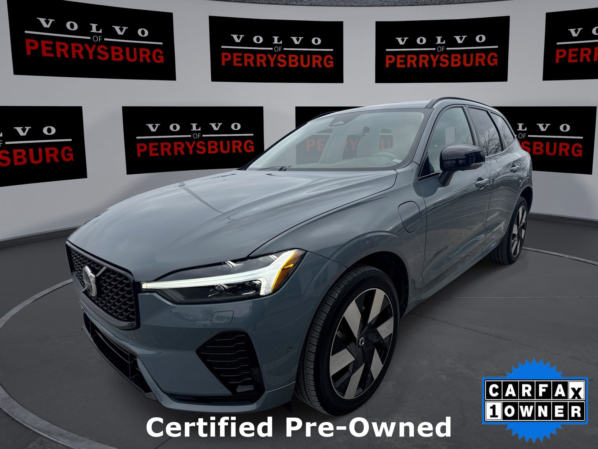 Used 2024 Volvo XC60 T8 Plus w/ Climate Package