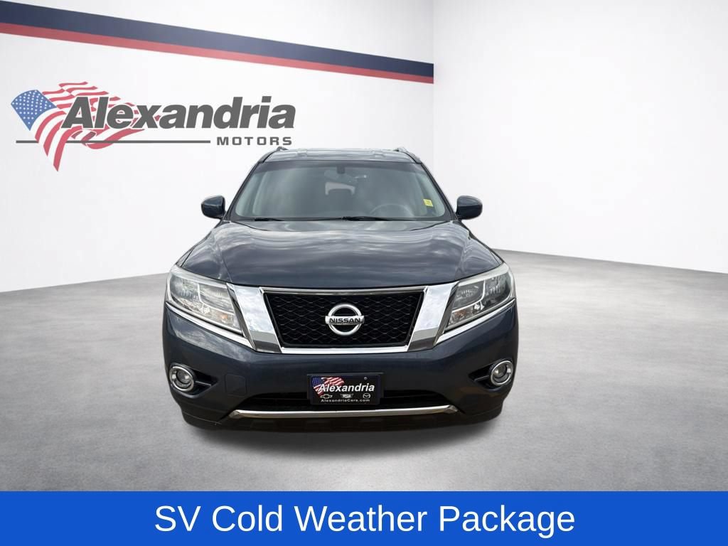 Used 2016 Nissan Pathfinder SV w/ SV Cold Weather Package AWD/4WD image 2