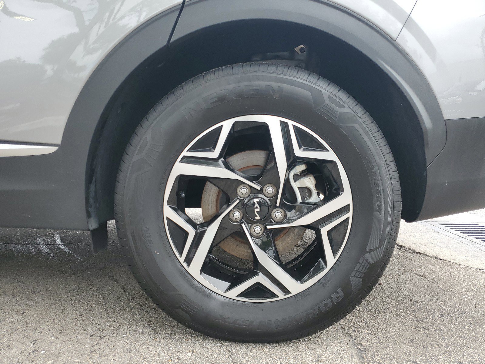 Used 2023 Kia Sportage LX image 27