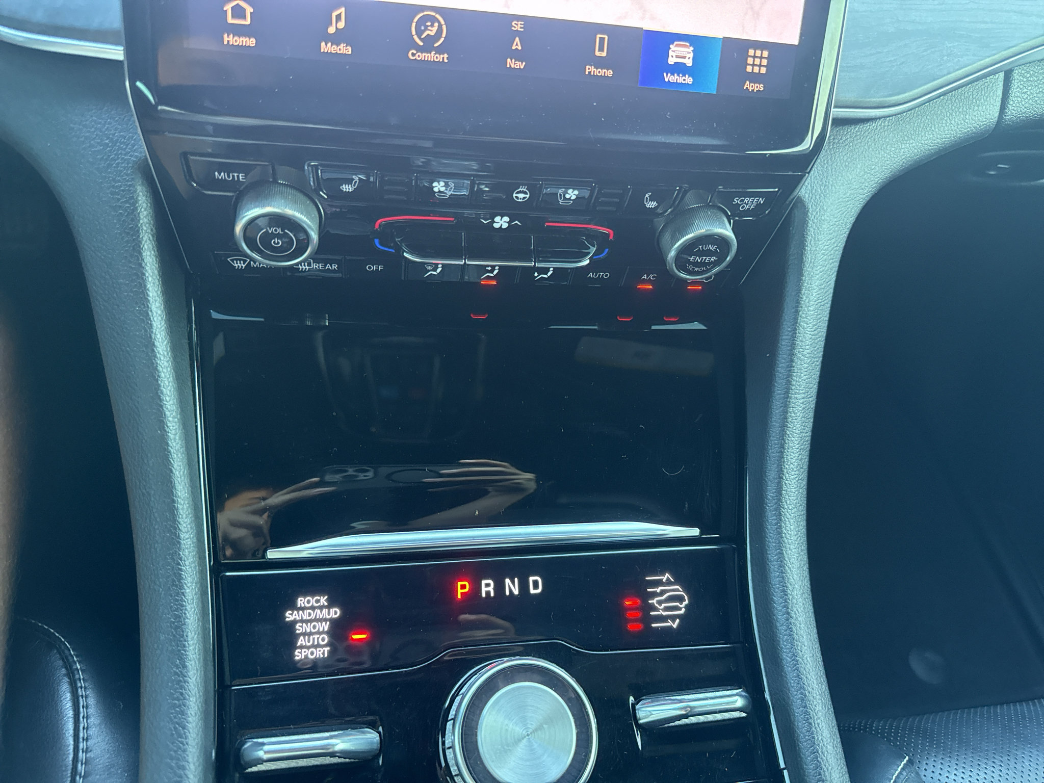Used 2022 Jeep Grand Cherokee L Overland w/ Luxury Tech Group IV AWD/4WD image 30