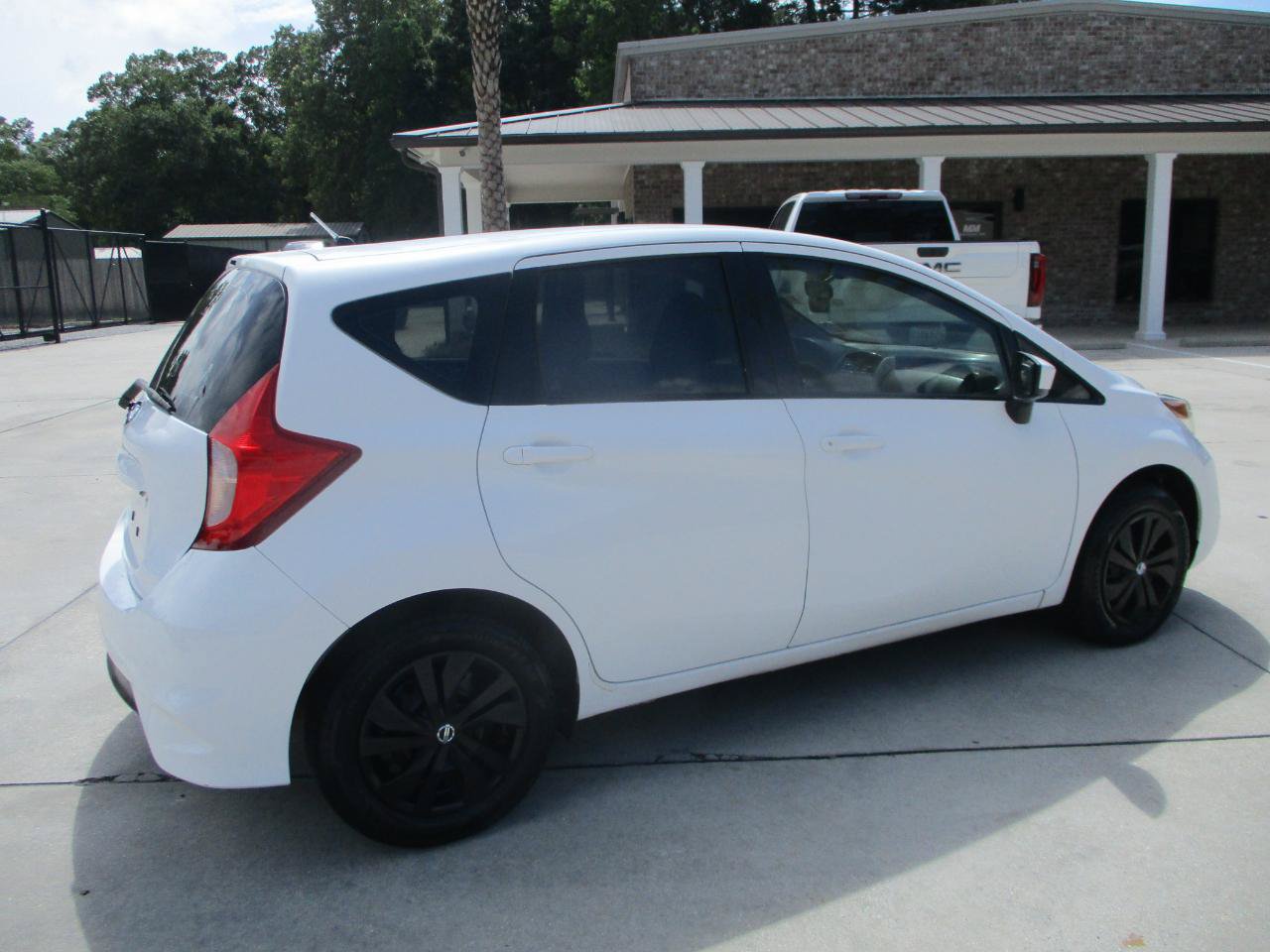 Used 2017 Nissan Versa Note S Plus FWD image 23
