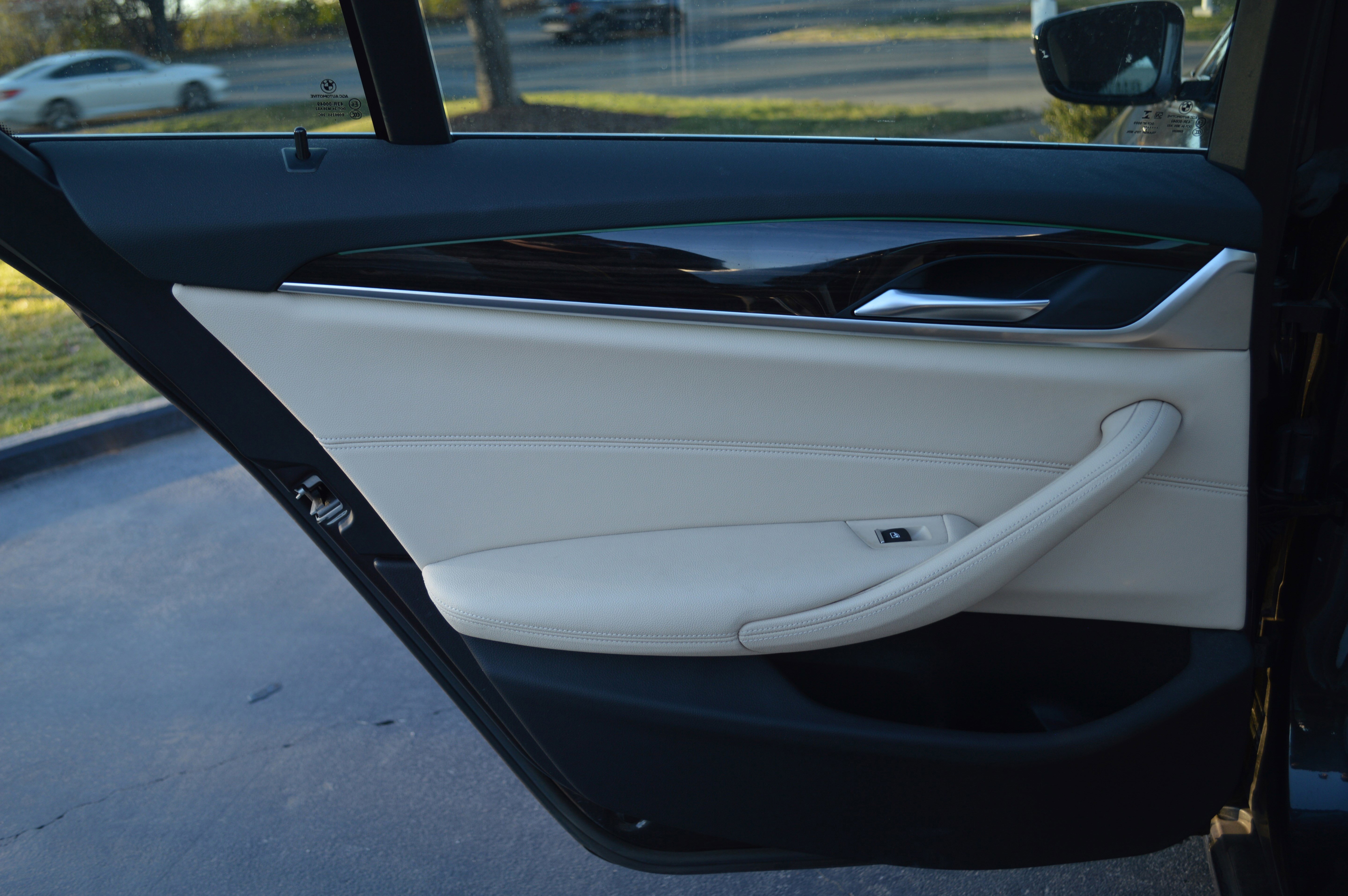 Used 2017 BMW 530i image 27