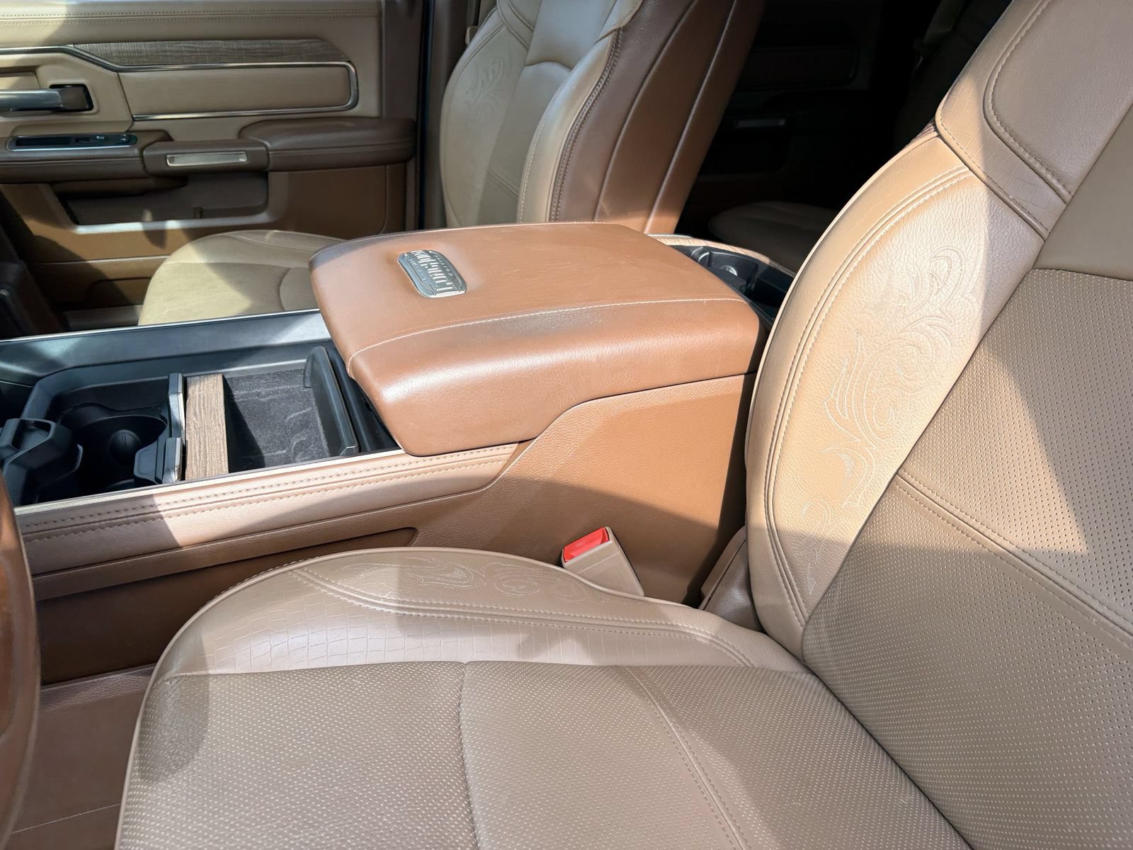 Used 2019 RAM 2500 Limited AWD/4WD image 22