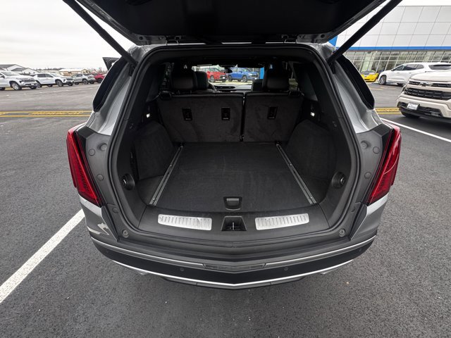 Used 2025 Cadillac XT5 Premium Luxury image 8