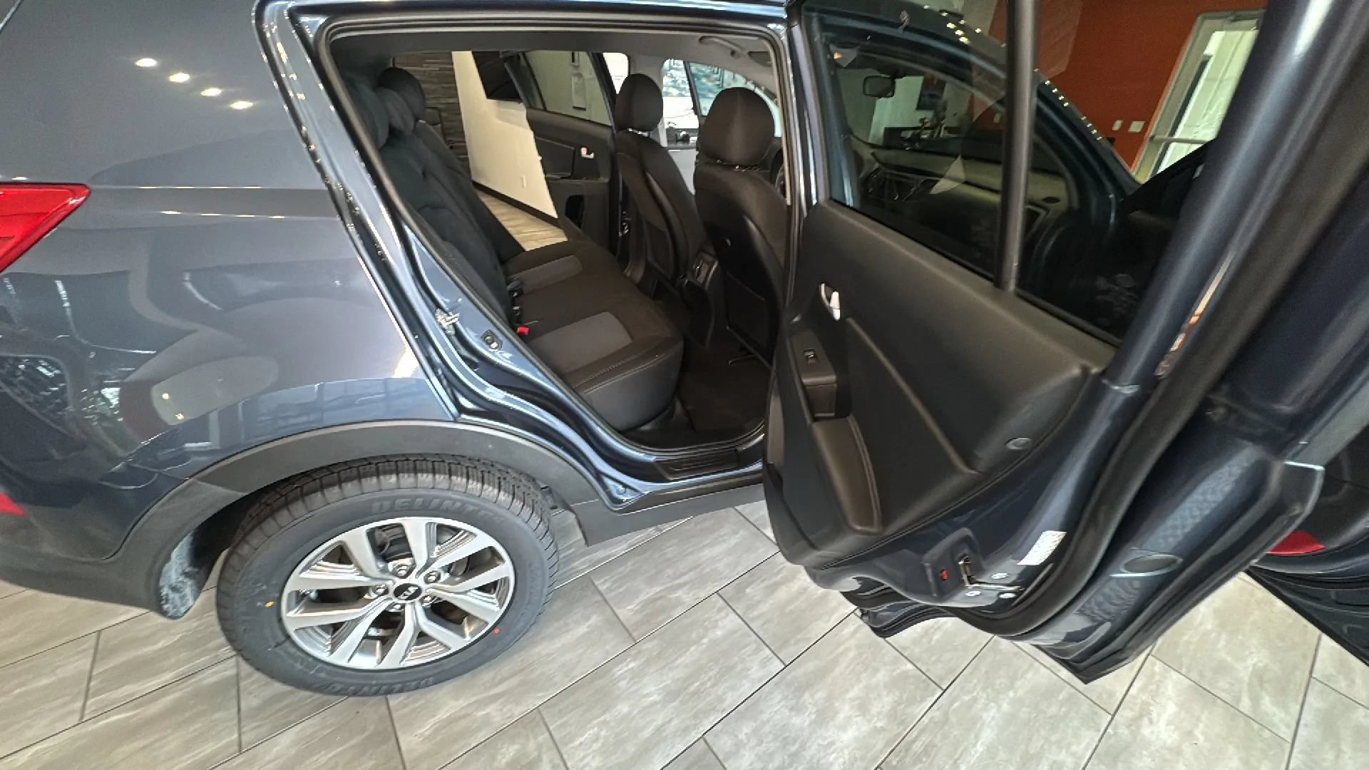 Used 2016 Kia Sportage LX FWD image 32