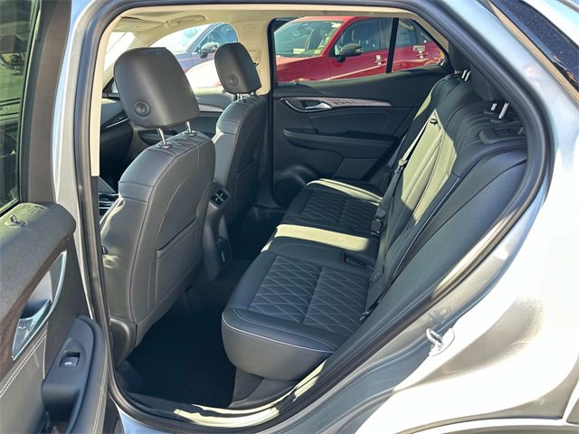 Used 2023 Buick Envision Avenir image 15