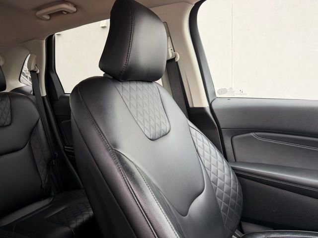 Used 2024 Ford Edge Titanium AWD/4WD image 27