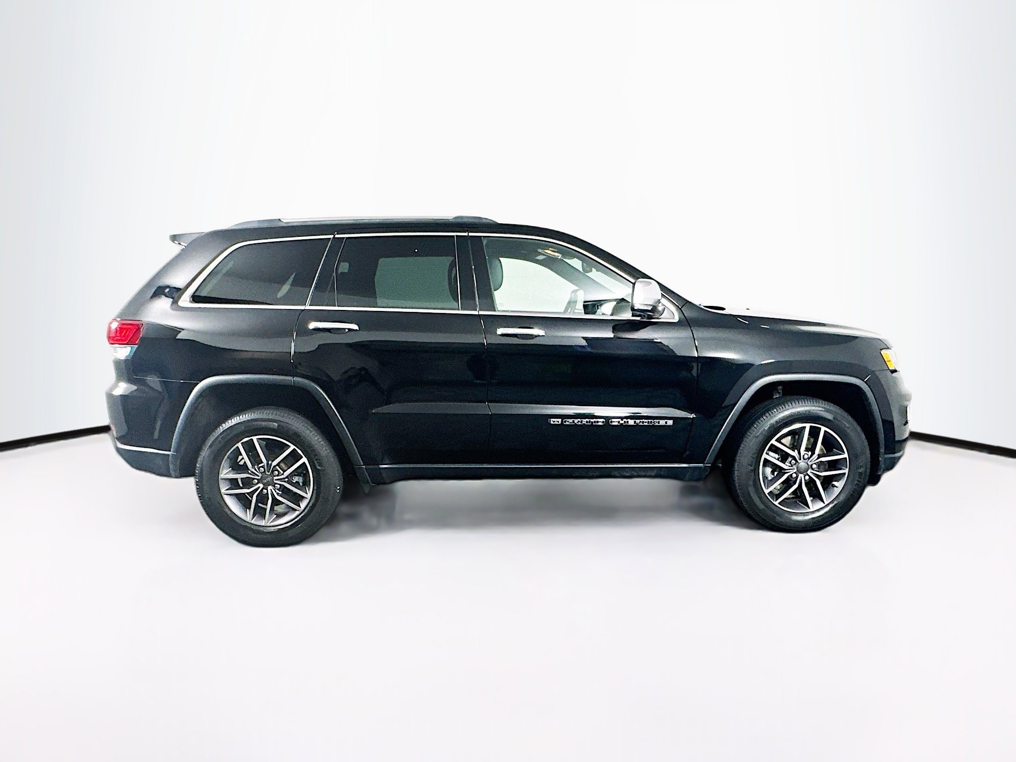 Used 2022 Jeep Grand Cherokee Limited image 10