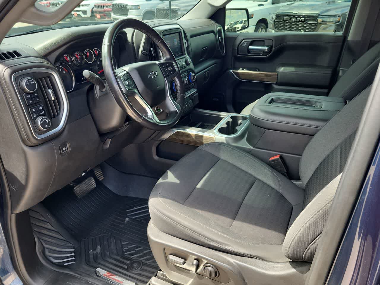 Used 2022 Chevrolet Silverado 1500 RST w/ Texas Edition Plus AWD/4WD image 10