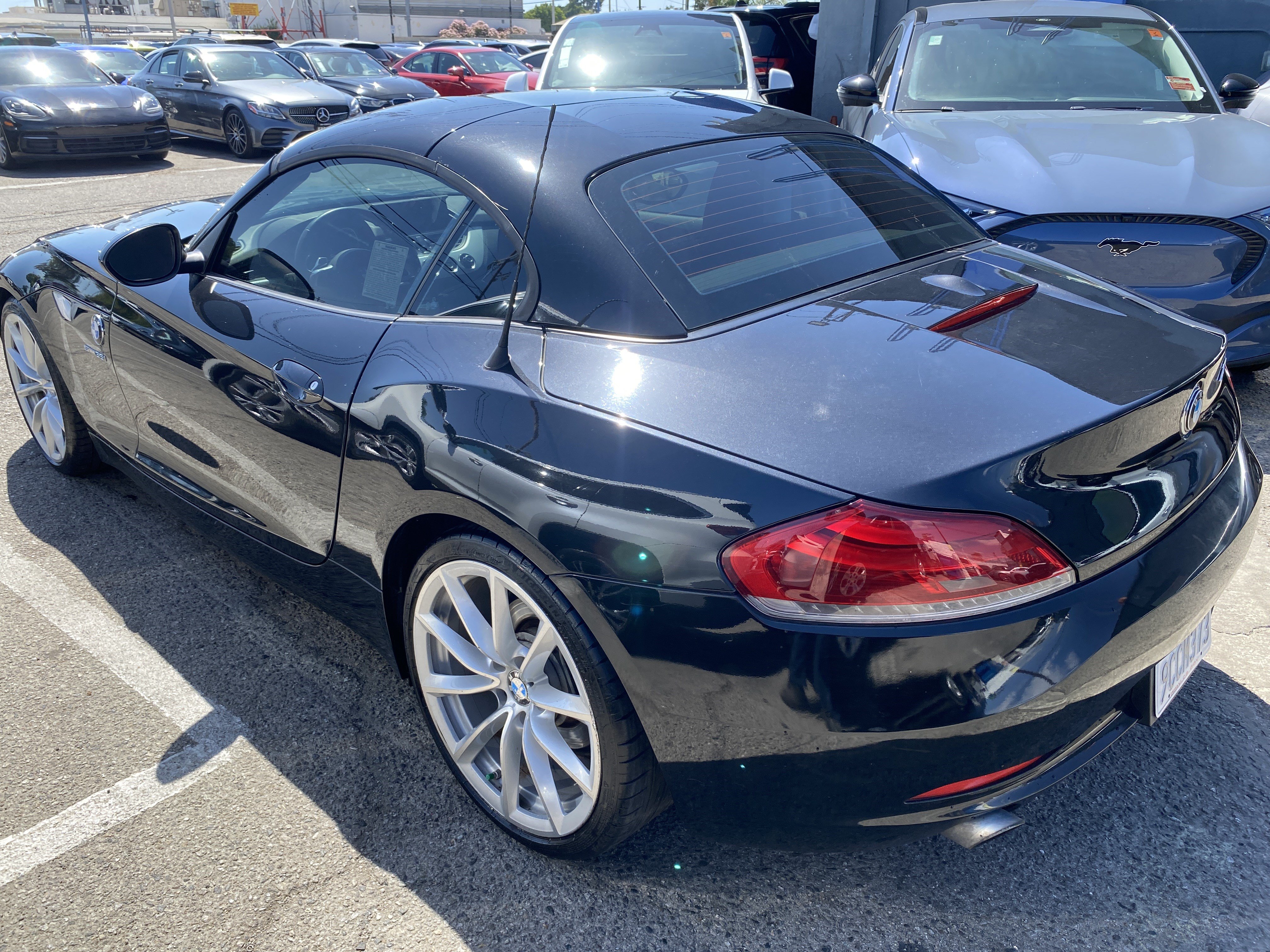 Used 2011 BMW Z4 sDrive35i RWD image 8