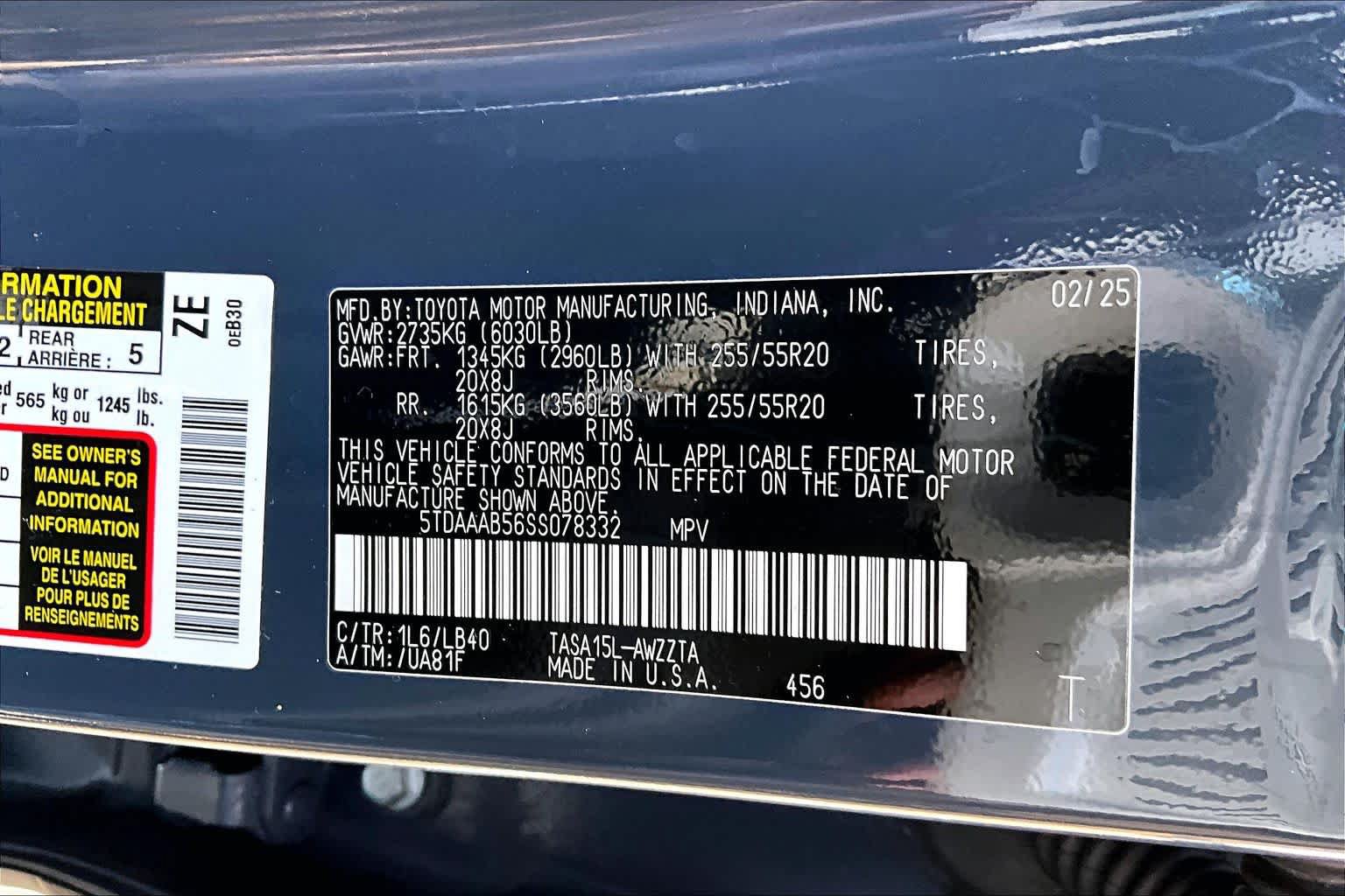 Used 2025 Toyota Grand Highlander AWD image 37
